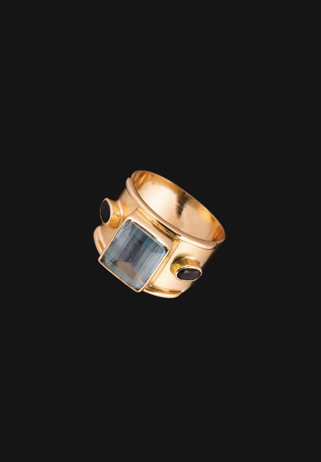 Architectural Ring — Three-quarter view
